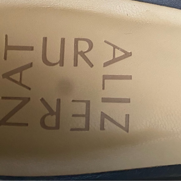 Naturalizer Peep Toe Sandals - Picture 4 of 6